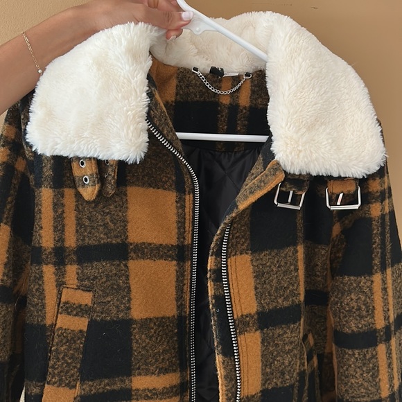 H&M fall winter fashion jacket - Picture 2 of 4